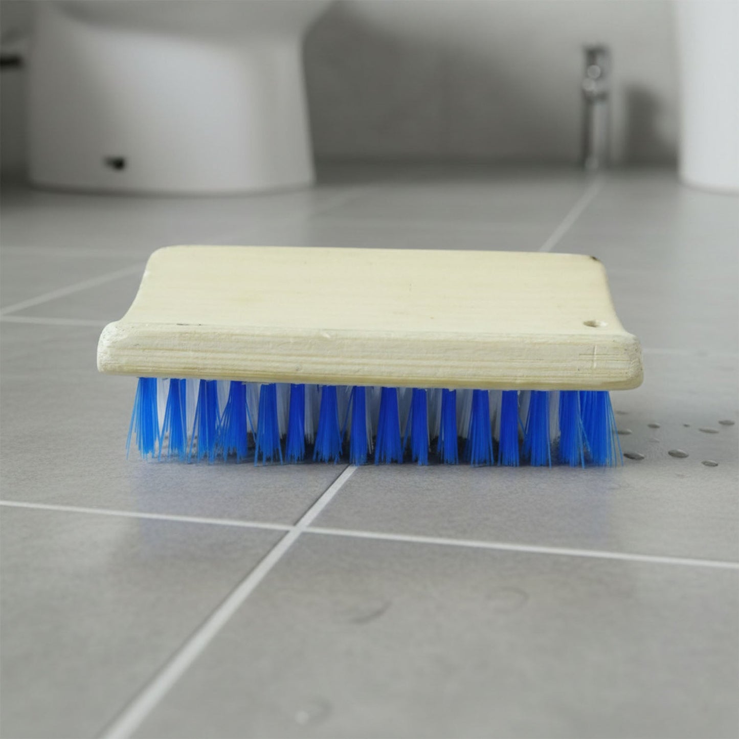 Heavy Duty Wooden Handle Hard Bristle Cleaning Scrub Brush (1 Pc)