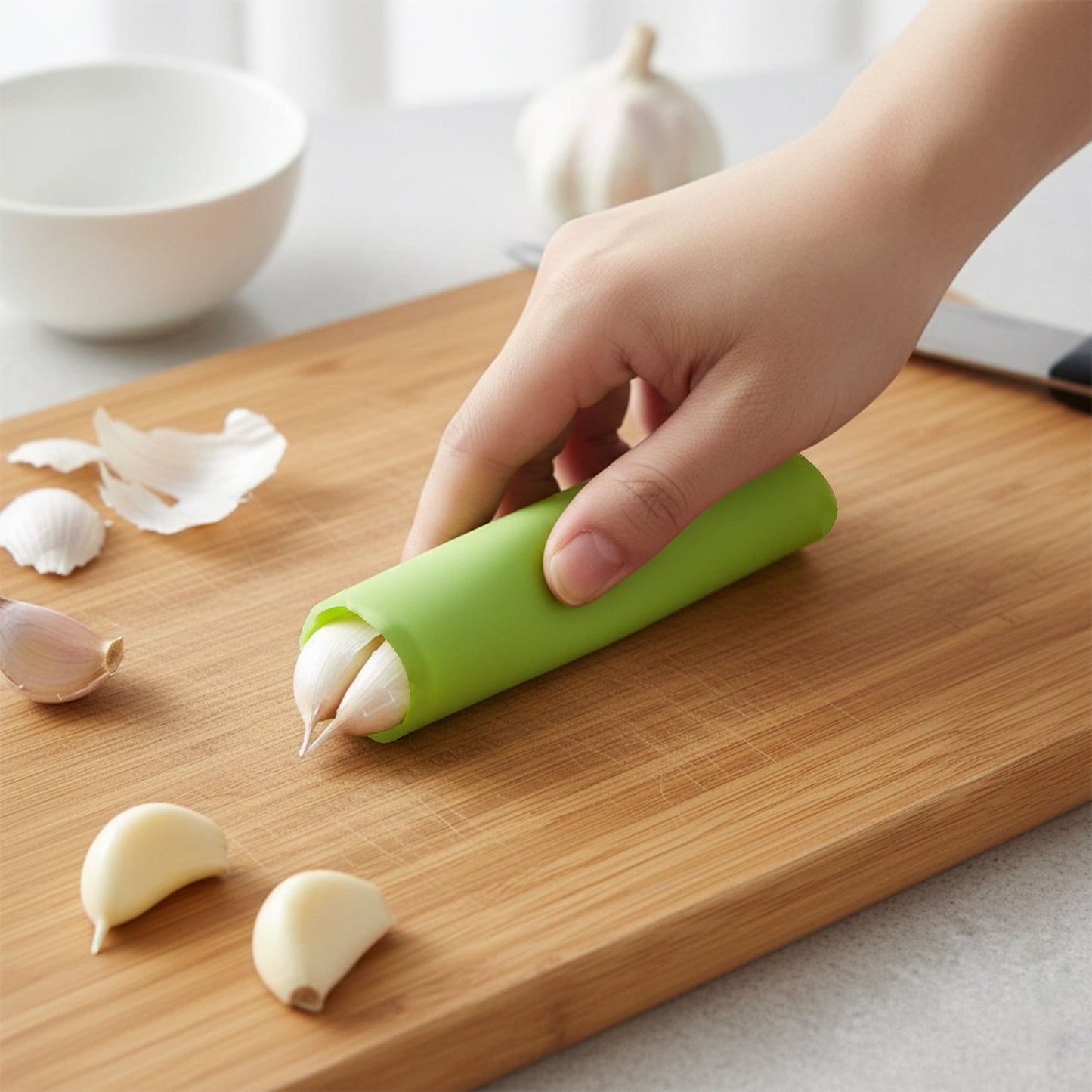 Silicone Garlic Peeler Tube Easy Hand Roller Peeling Tool (1 Pc)